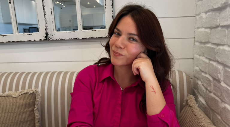 Sarah Flores: A Coach with a Whole Lot of Heart | Female Entrepreneur Spotlight