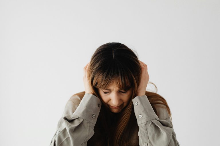 The Money Shame Nobody Admits: Struggling While Watching Others Succeed