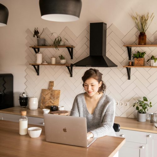 Why It’s Important for Female Entrepreneurs to Call Themselves CEO